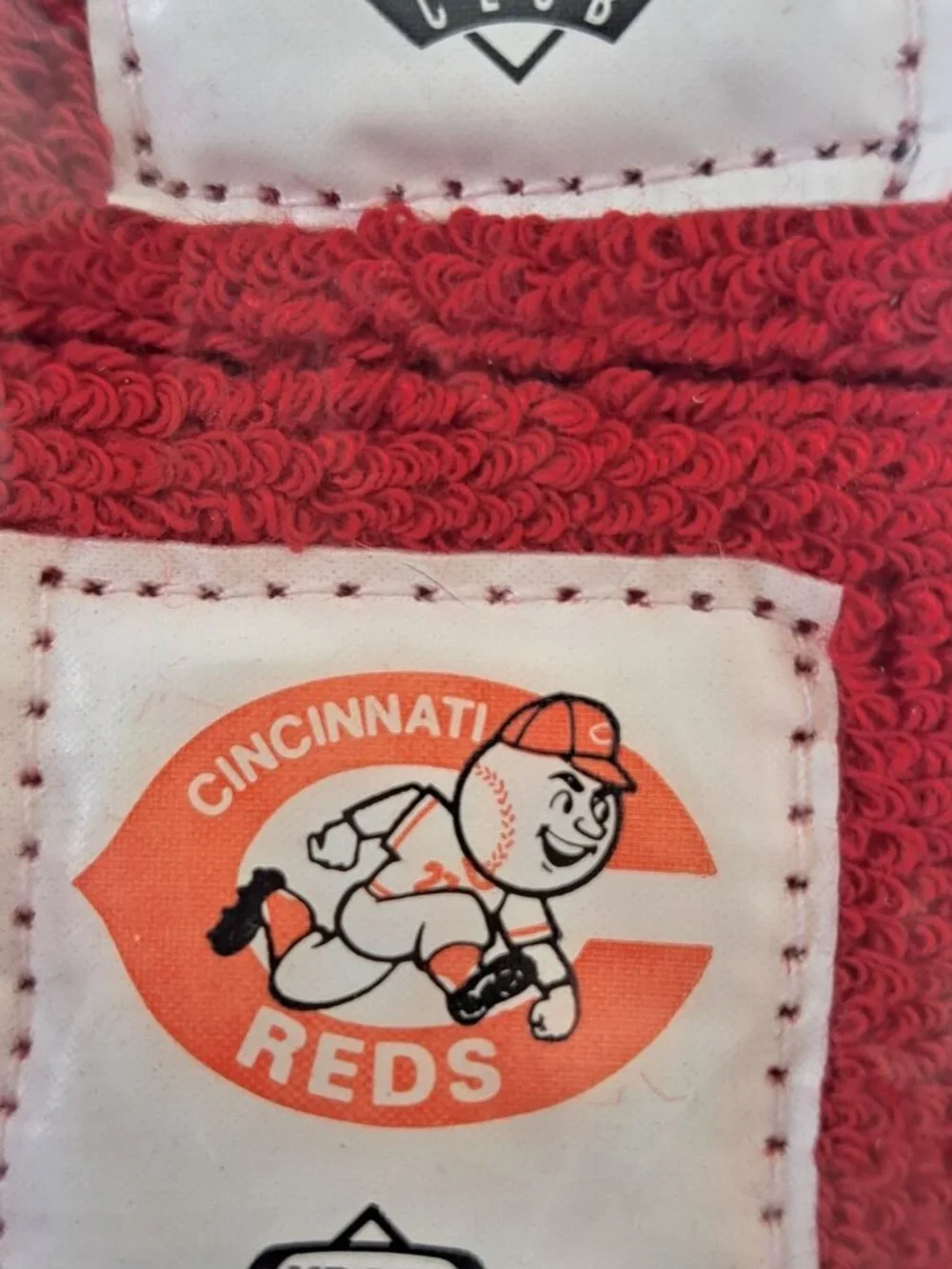 Vintage Cincinnati Reds Kraft Kids Club Red Wristbands - Collectible - Picture 3 of 6